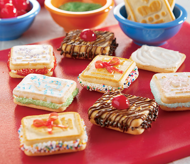 Chessmen® Sandwich Cookies